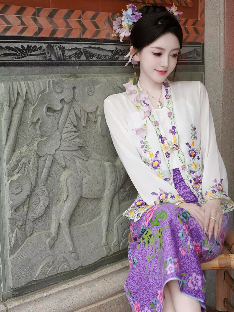 Exquisite Ethnic Women's Fashi - Ethnic Fashion Photography ulasan dan harga