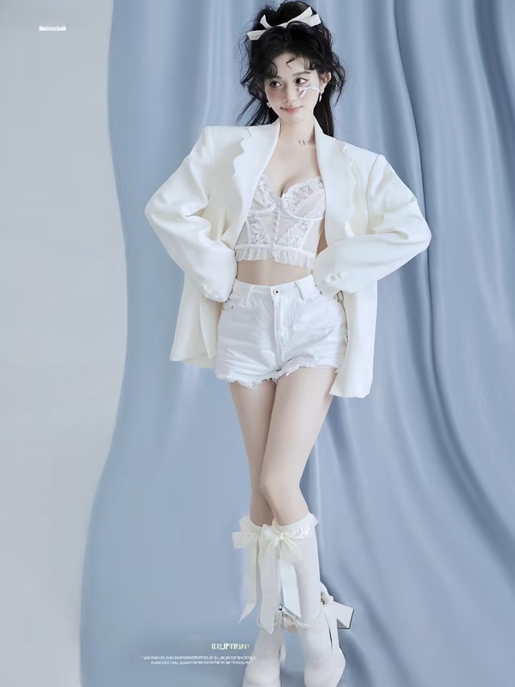 Studio Photography Suit White  - Ethnic Clothing & Online Fashion Store Khaadi Uk ulasan dan harga