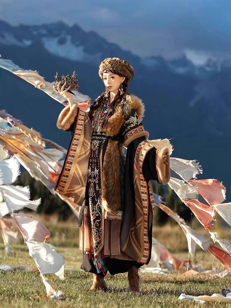 Ethnic Tibetan Style Embroider - Ethnic Clothing & Online Fashion Store Khaadi Uk ulasan dan harga