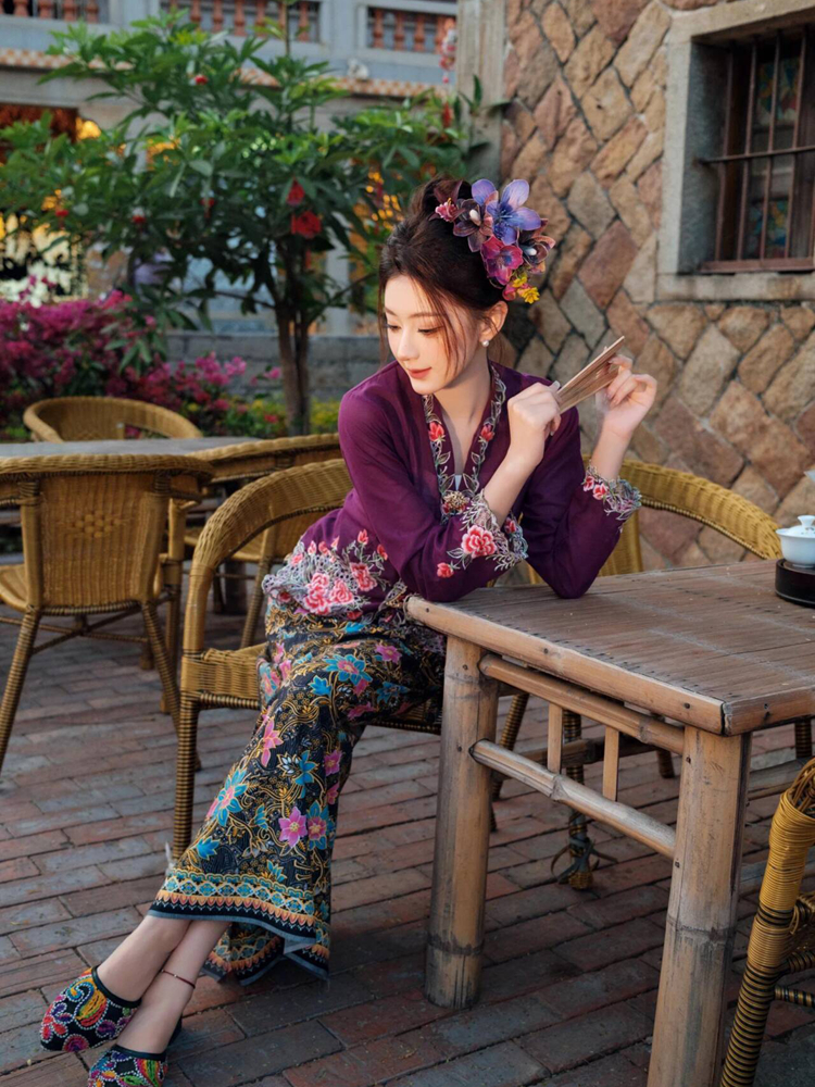 New Ethnic Style Women's Cloth - Ethnic Fashion Photography ulasan dan harga