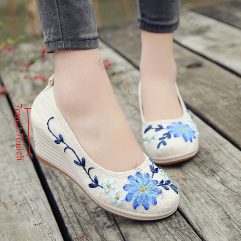 Embroidered Women Comfort Wedg - Ethnic Fashion For Ladies ulasan dan harga